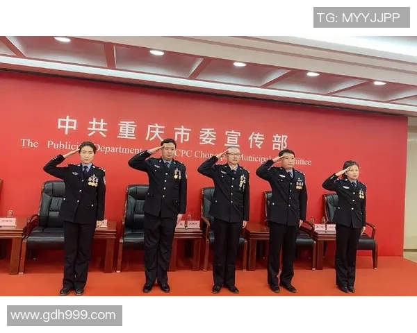 深圳足球队的奋进之路:一段激情与荣耀交织的纪实故事 深圳足球队的奋进之路:一段激情与荣耀交织的纪实故事